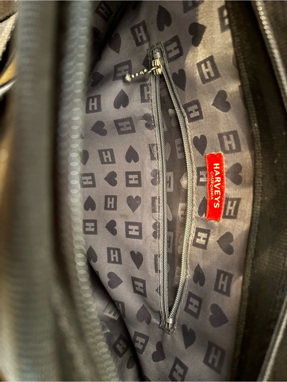 Harvey’s Black Woven Messenger Bag Hard to Find Great Condition. - Picture 9 of 10